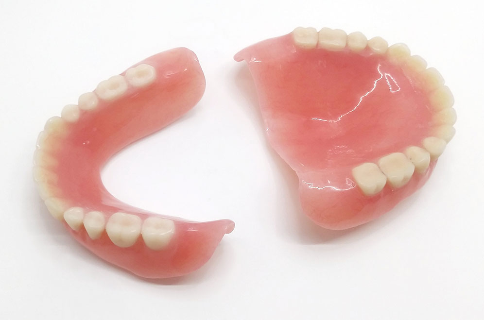 千葉県流山市・ほんだ歯科医院おおたかの森・レジン床